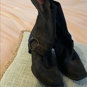 Vintage Vero Cuoio Black Itallian Leather Ankle Boots with Buckle